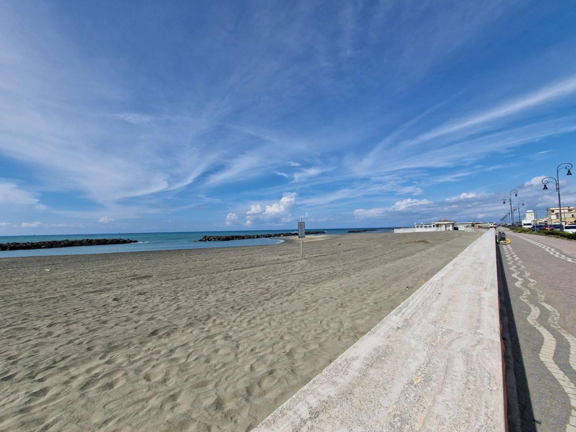 Apartamento Vista Mare House Fiumicino Exterior foto